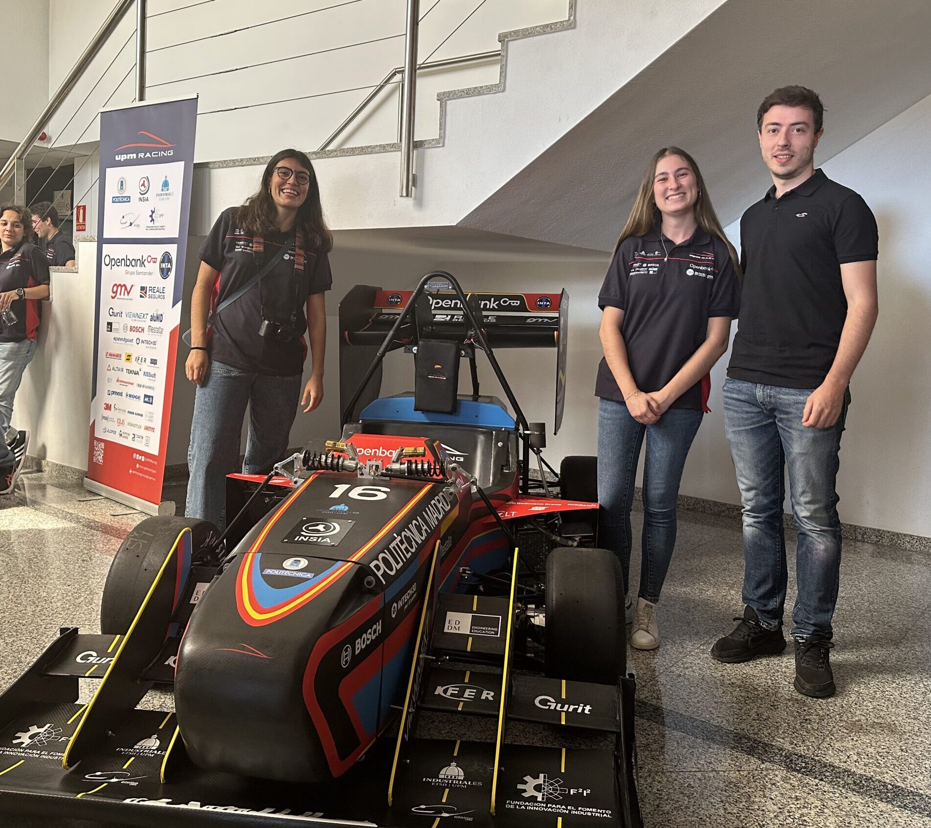 Student Formula UPM Racing Team presenting their new UPM50e, alongside Manuel Revuelto from Teknia.